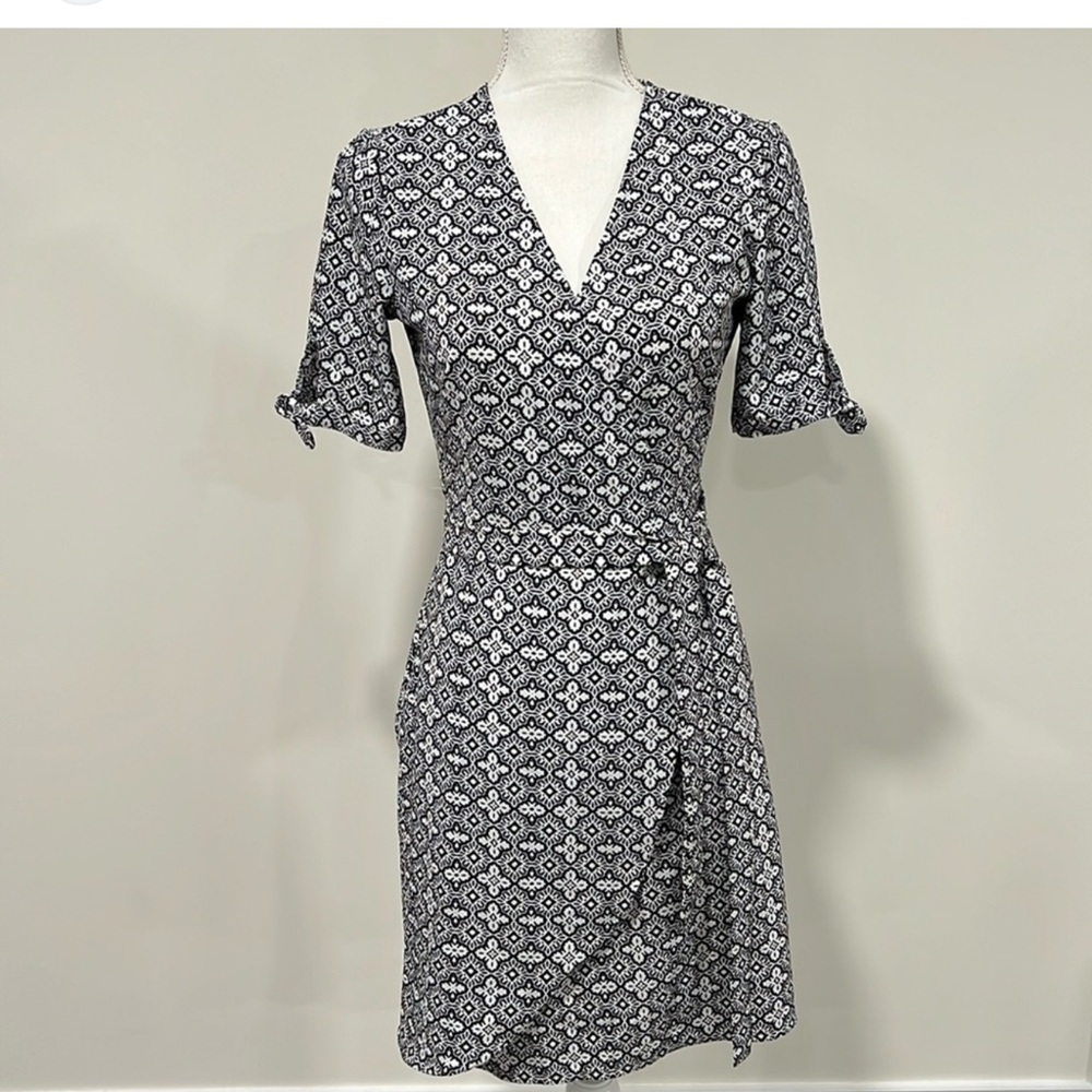 Banana Republic Black and White Dress